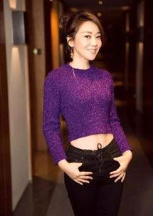 娱乐吃瓜妹闫妮是谁,娱乐吃瓜界的“瓜王”,揭秘娱乐圈幕后故事